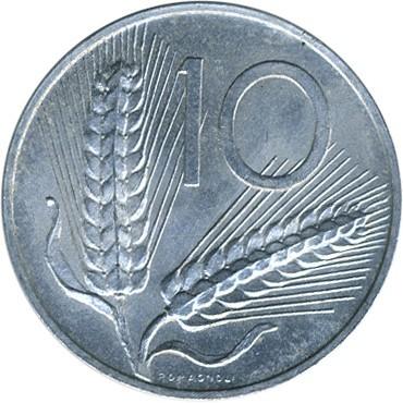 10 Italija. 1952m.