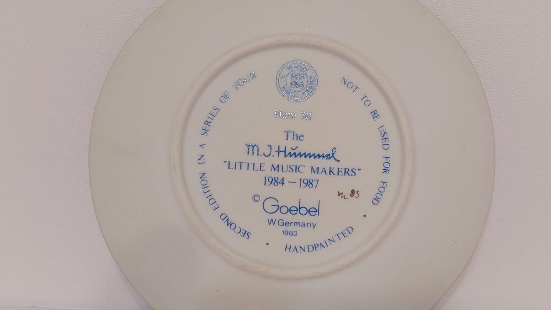 Kolekcinė Goebel Hummel lėkštutė Little Homemakers