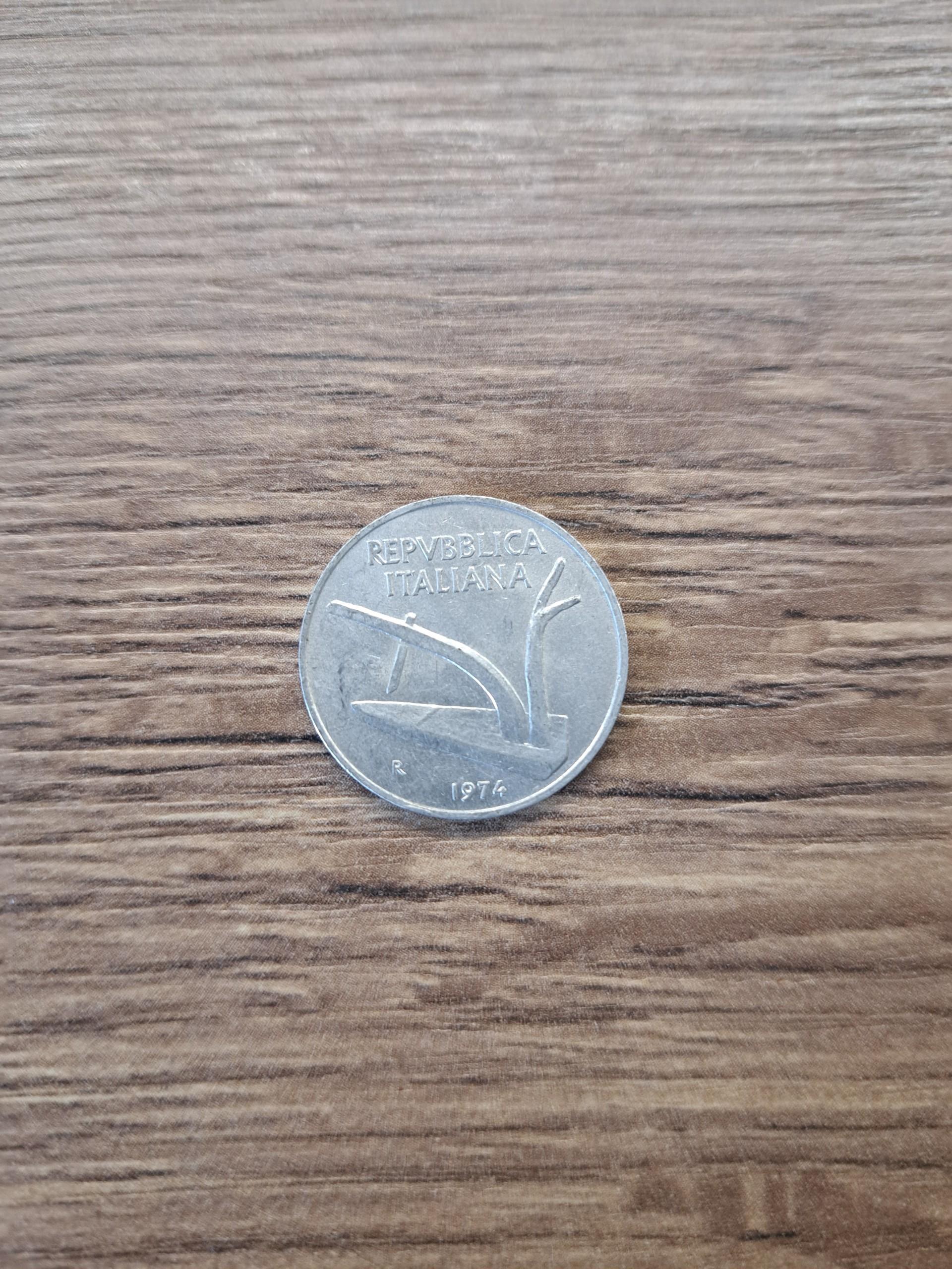 Italija 10 liru 1974