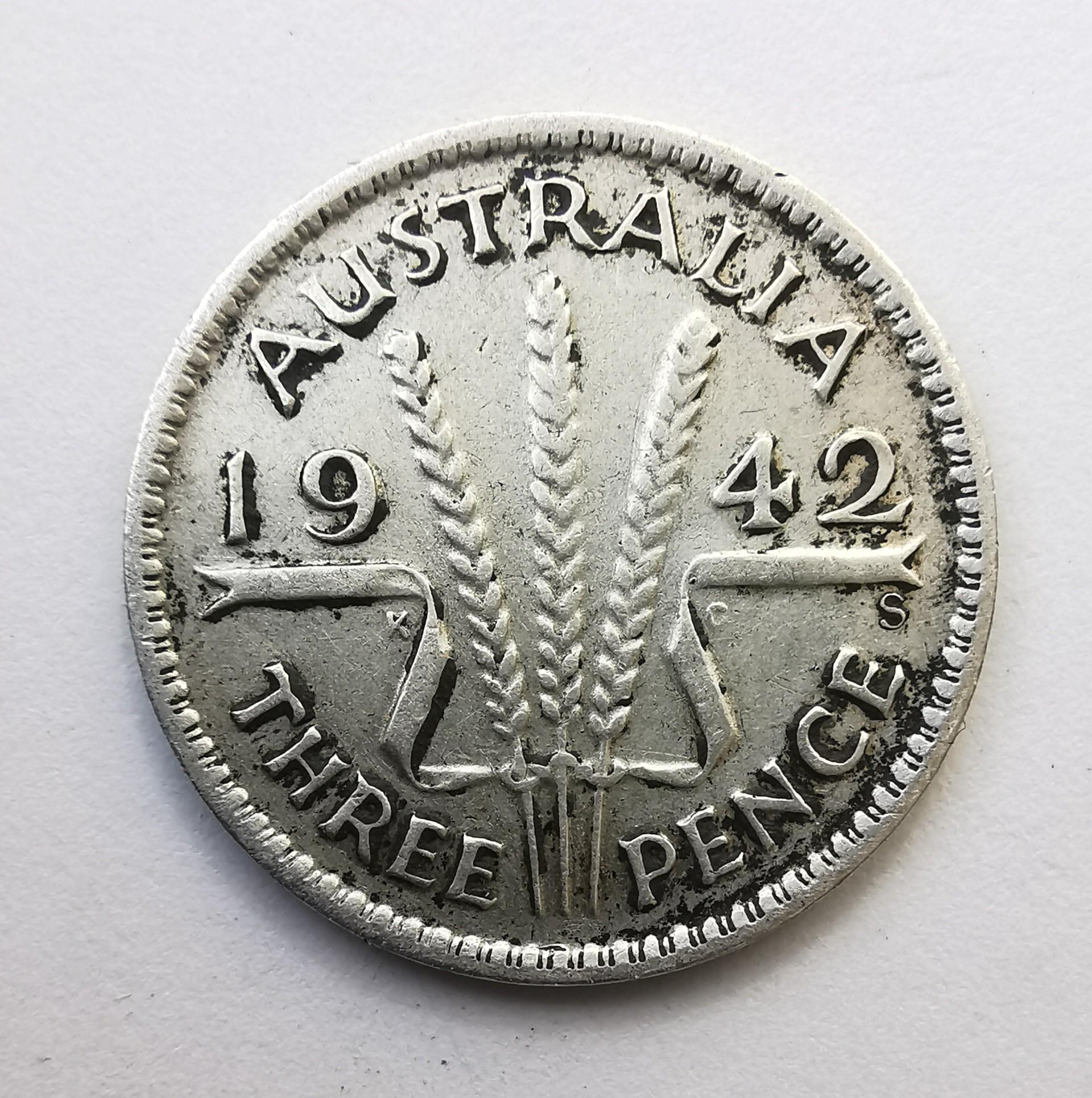 Australija 3 p 1942 sidabras 