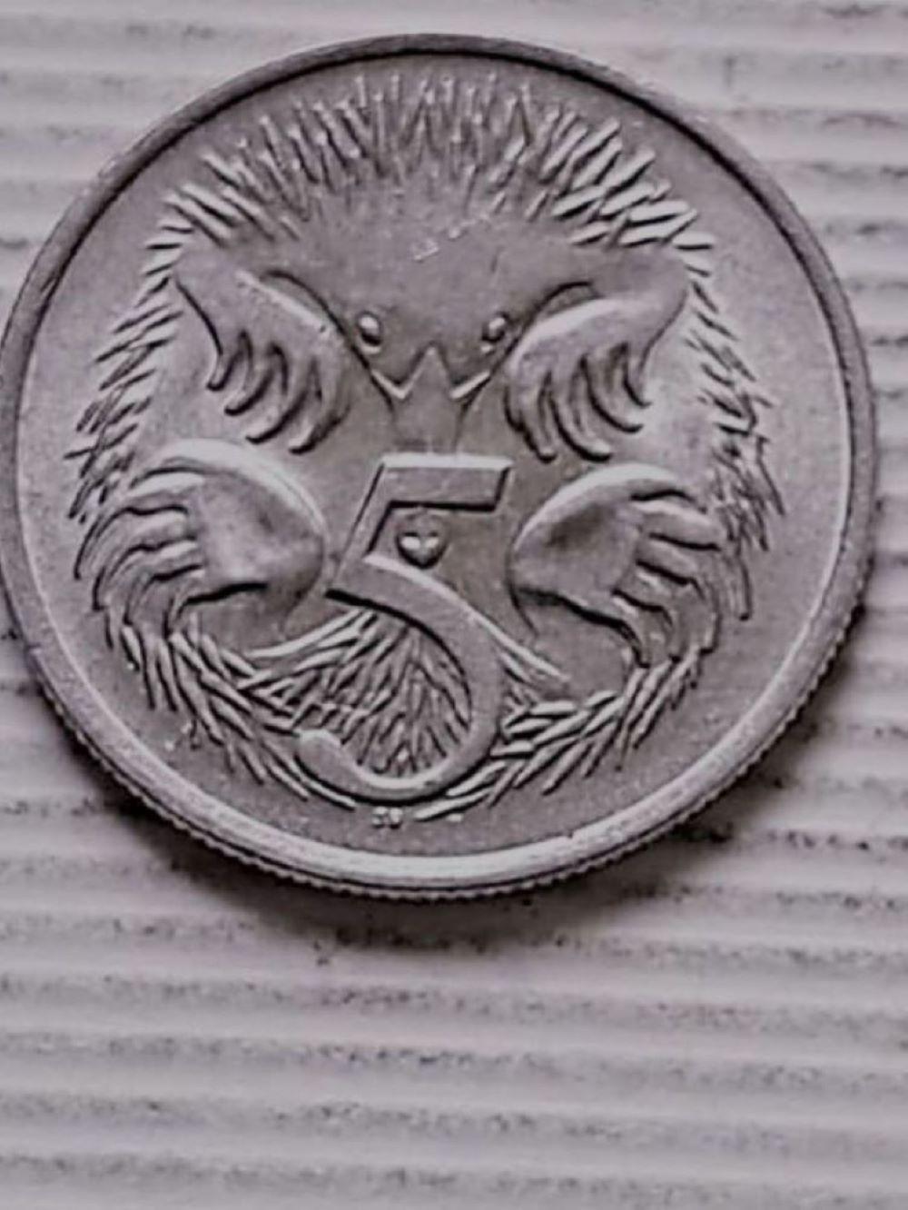 Australija 5 centai 1982