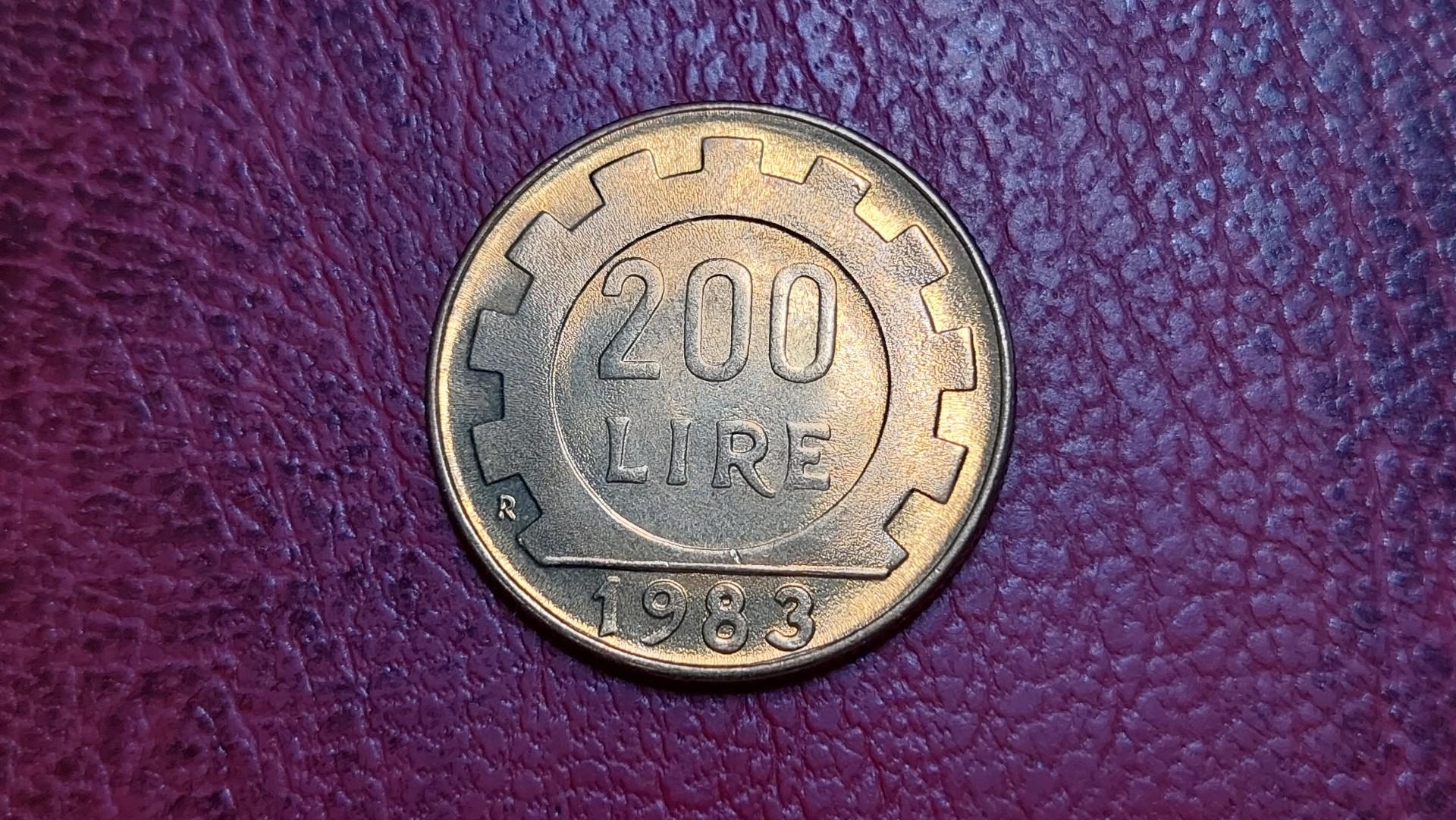 Italija 200 lirų, 1983 KM# 105