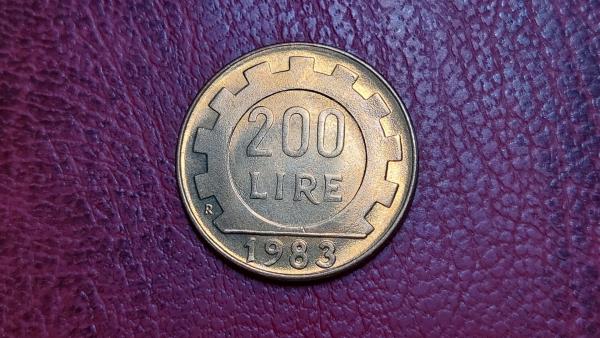 Italija 200 lirų, 1983 KM# 105