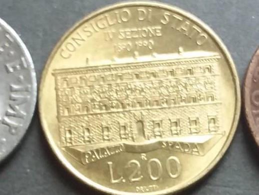 Italija 200 lirų 1990