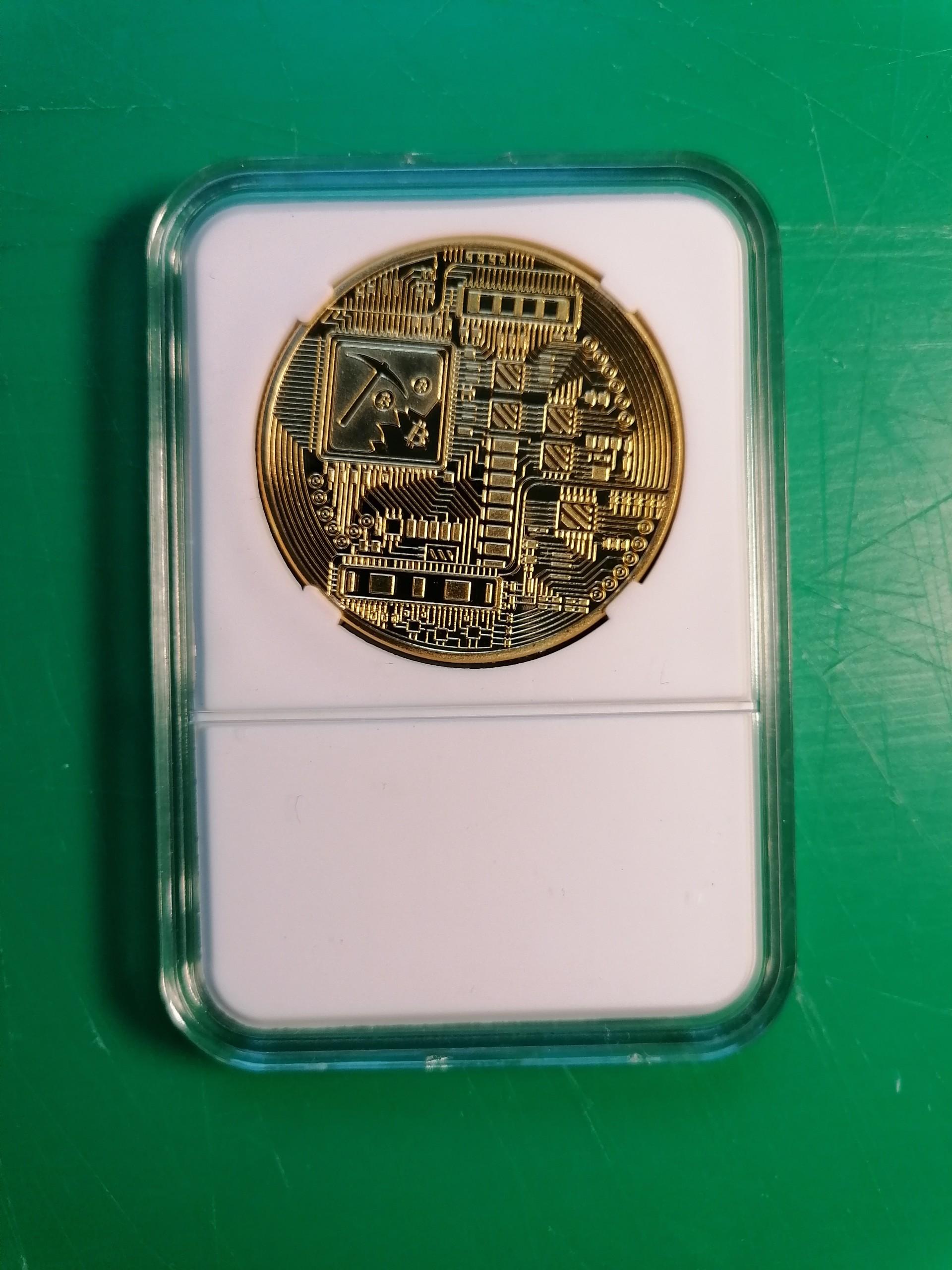 Bitcoino moneta (suvenyrinė) dėžutėje