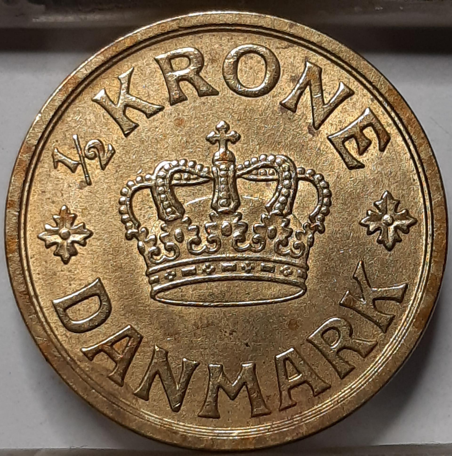 Danija ½ Kronos 1940 KM#831 (5277)