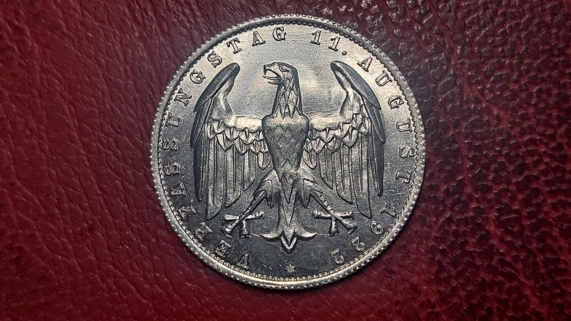Vokietija 3 markės, 1922A KM# 29 Veimaro konst.