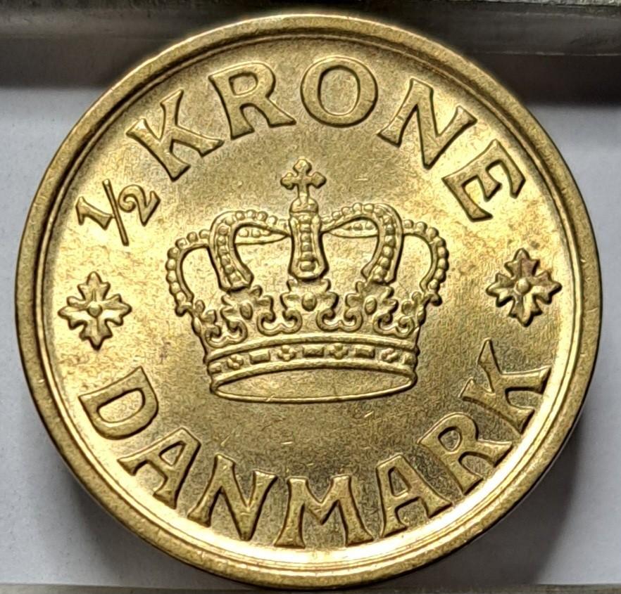 Danija 1/2 kronos 1940 KM#831 (5905)