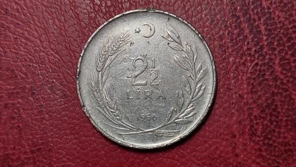 Turkija 2½ liros, 1966 KM# 893.1