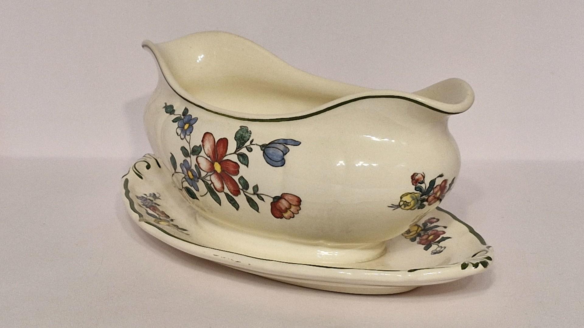 Villeroy & Boch Mettlach padažinė nr. 1562