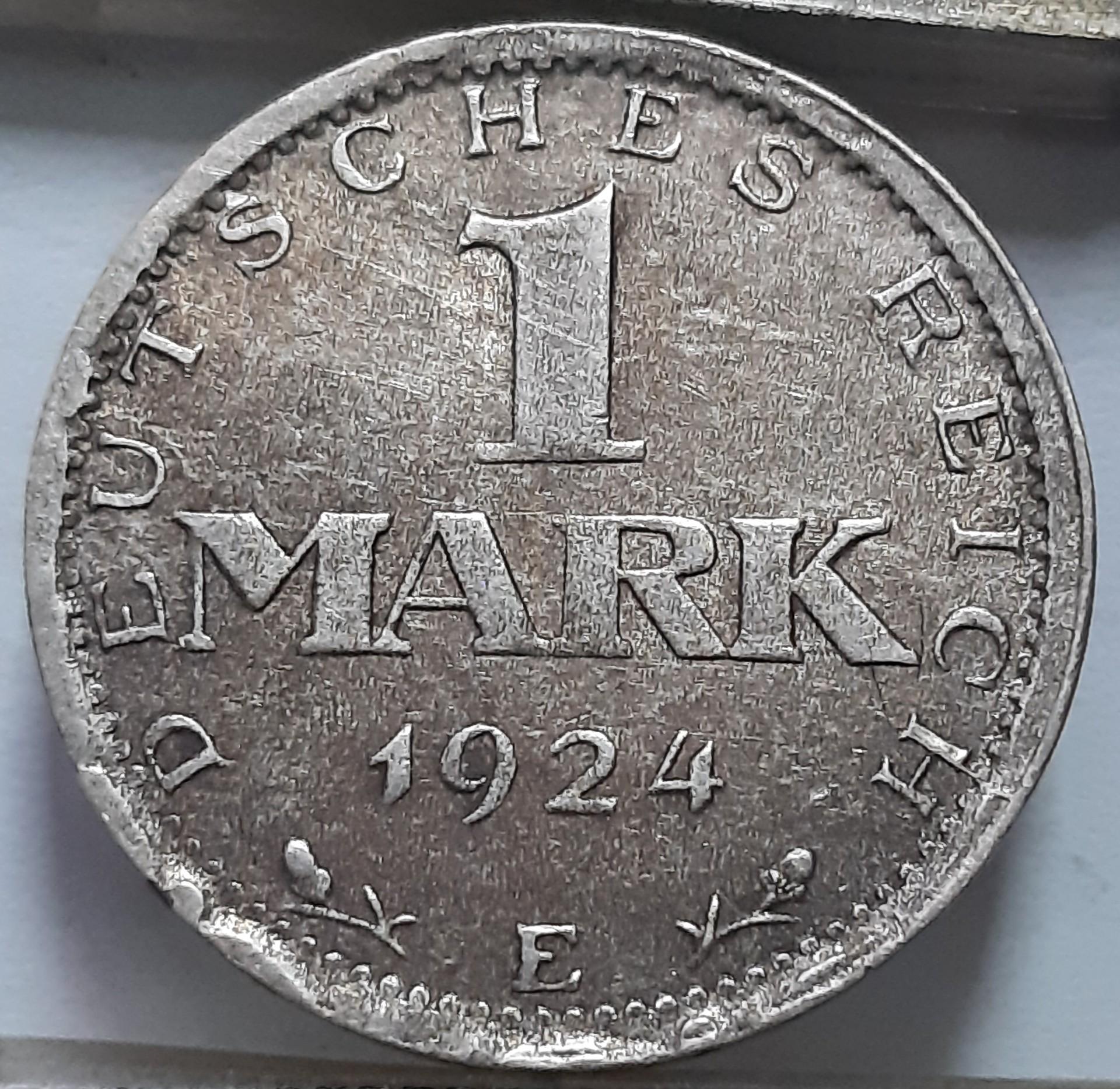 Vokietija 1 markė E 1924 brokas KM#42 (7459)