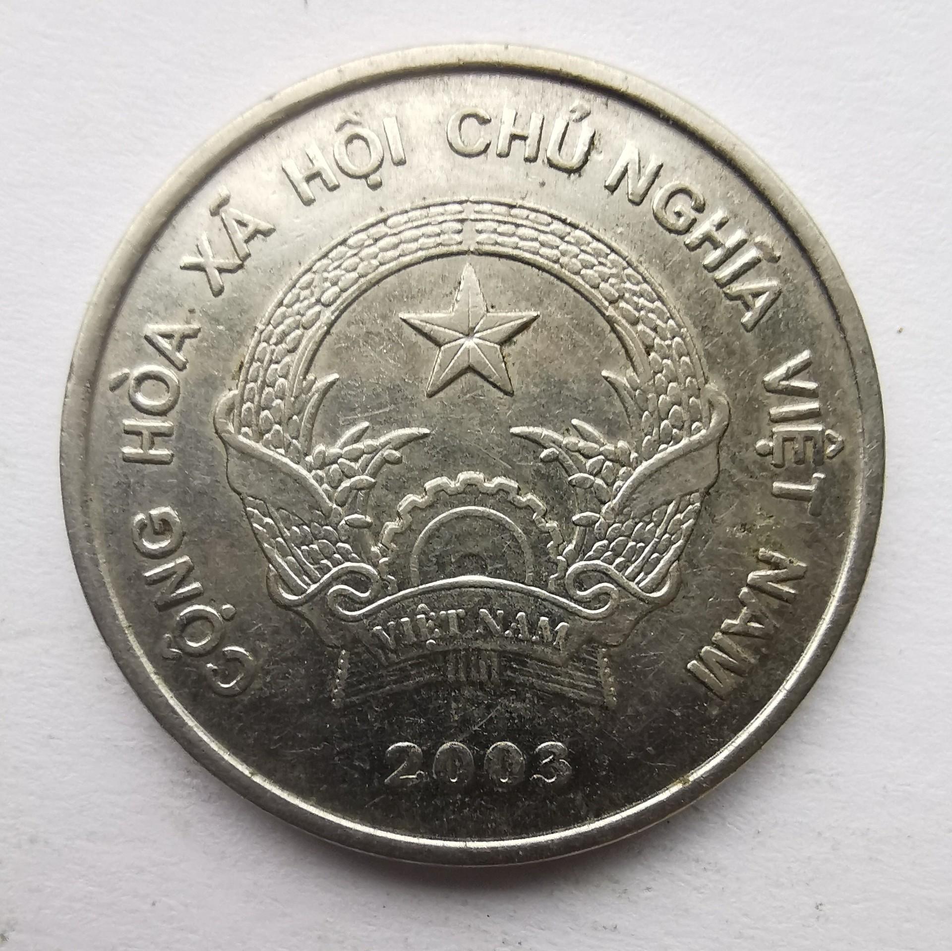 Vietnamas 200 dong 2003