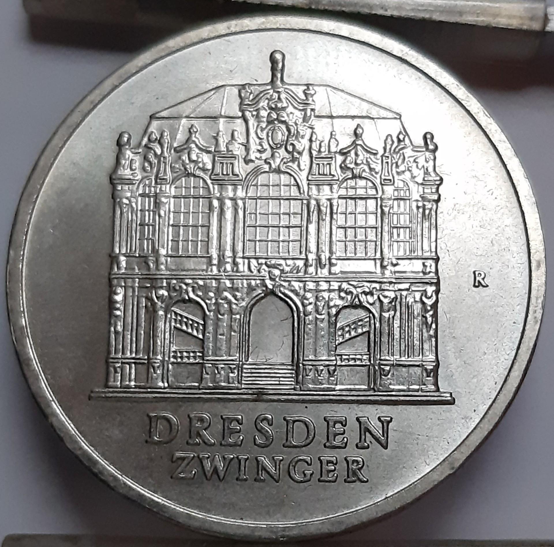 Vokietija VDR 5 markės 1985 proginė KM#103 (8042)