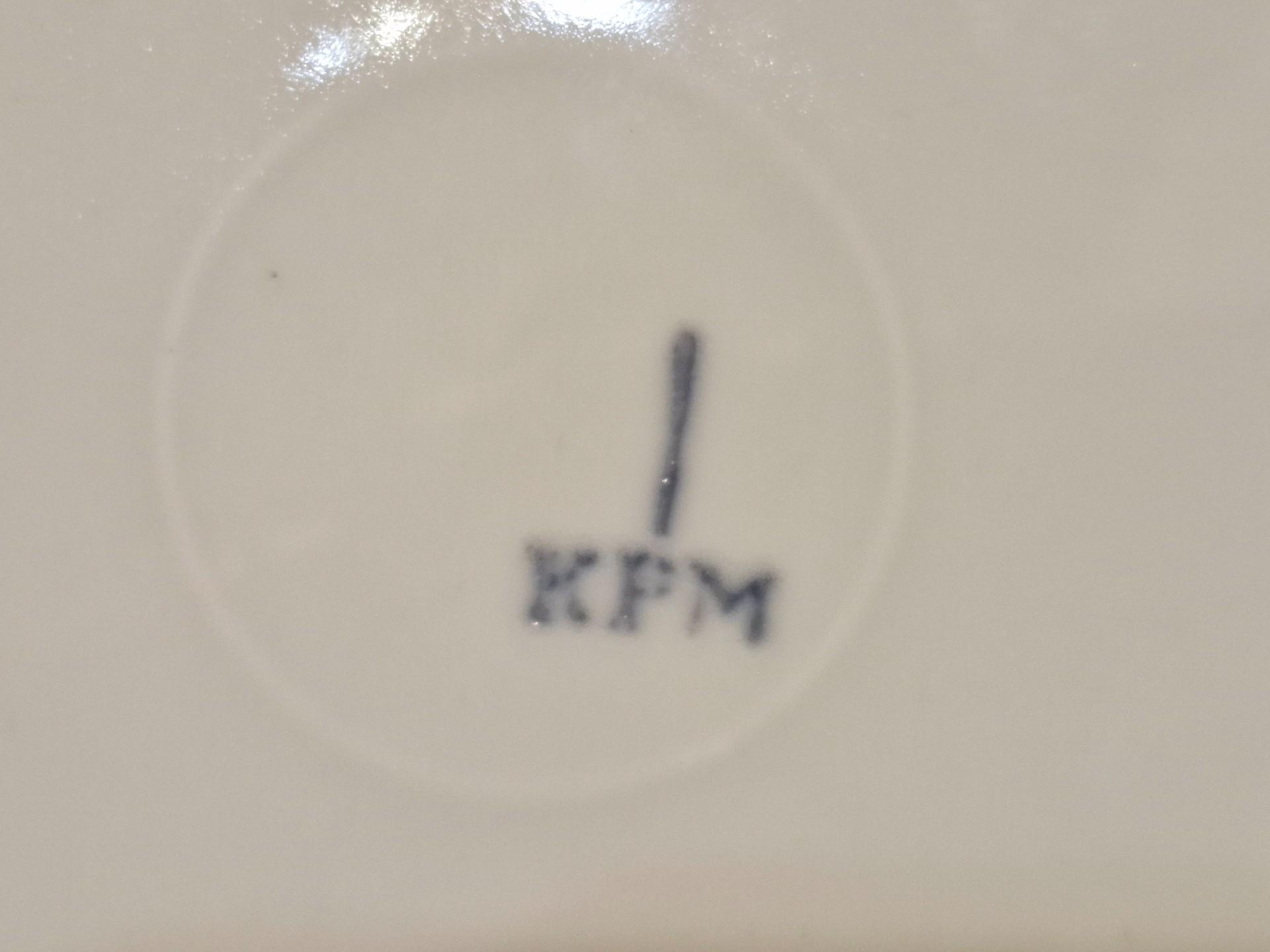 Sena Kpm lėkštė su gėlių paveikslėliu ~ 25cm
