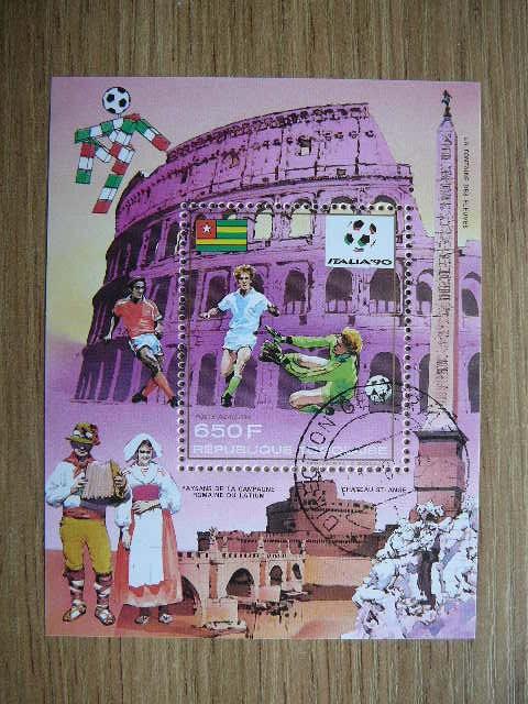 Togas 1990 Futbolas antsp.