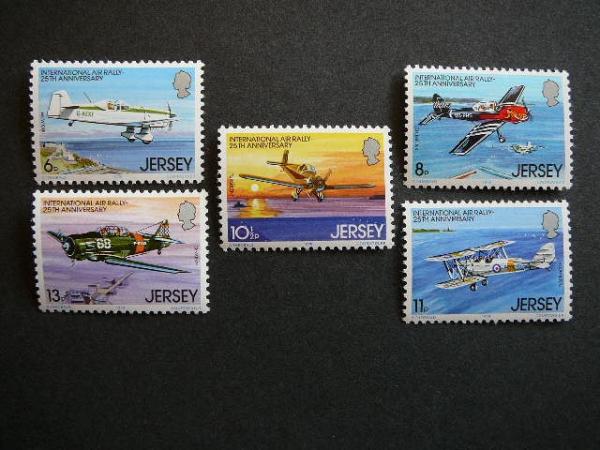 Dzersis 1979 Lektuvai MNH #