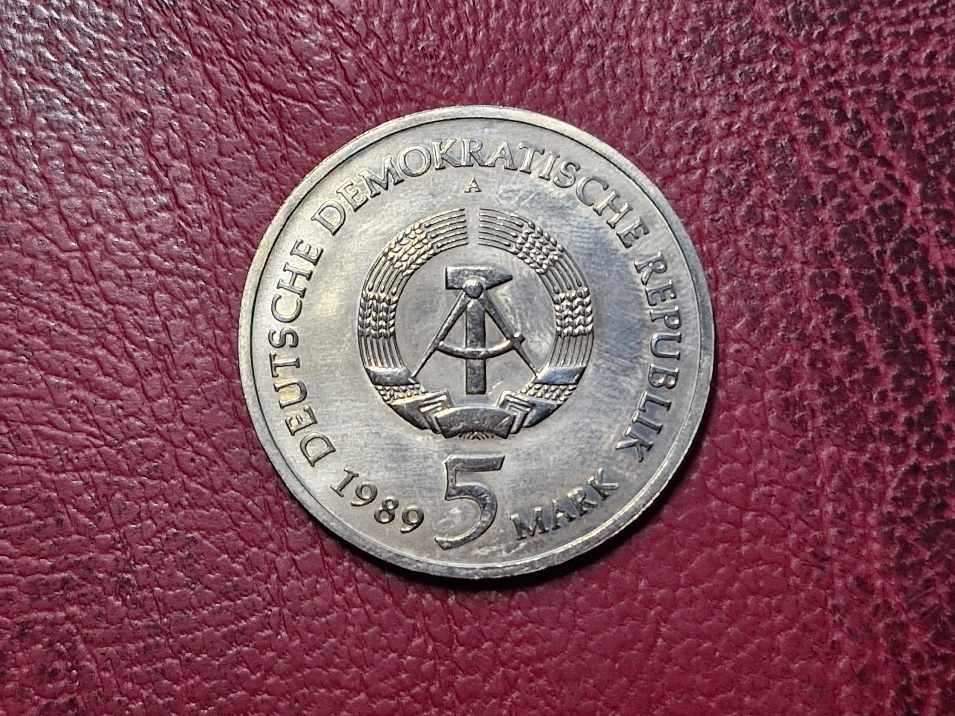 Vokietija - VDR 5 markės, 1989 KM# 130 Marijos baž