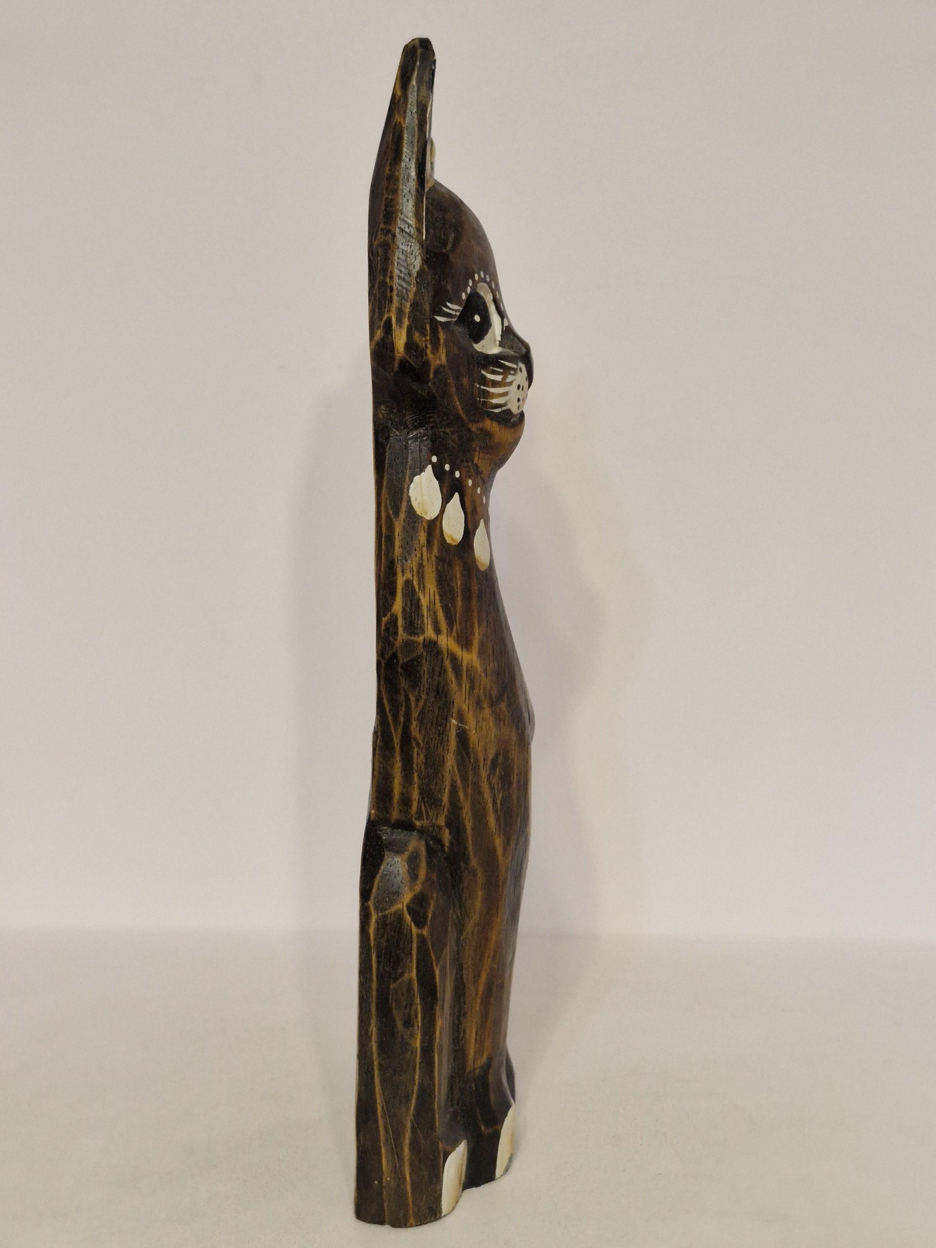 Medinė katės statulelė ~ 29,5cm.