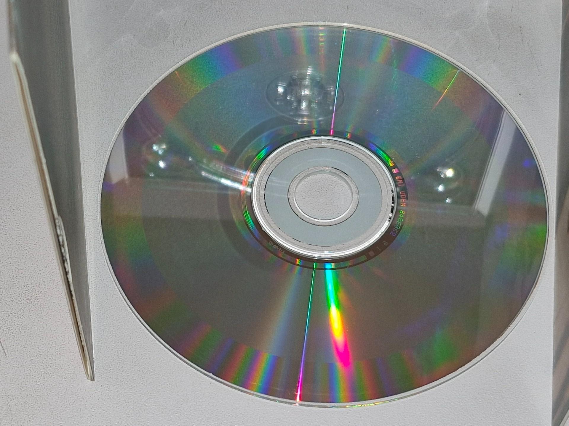 CD Enigma – The Screen Behind The Mirror