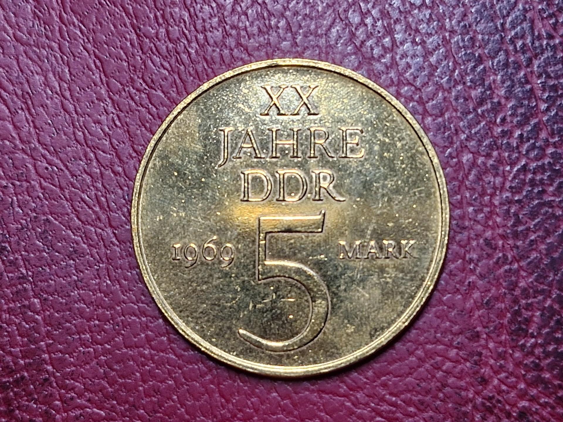 Vokietija - VDR 5 markės, 1969 KM# 22 aukso spalva