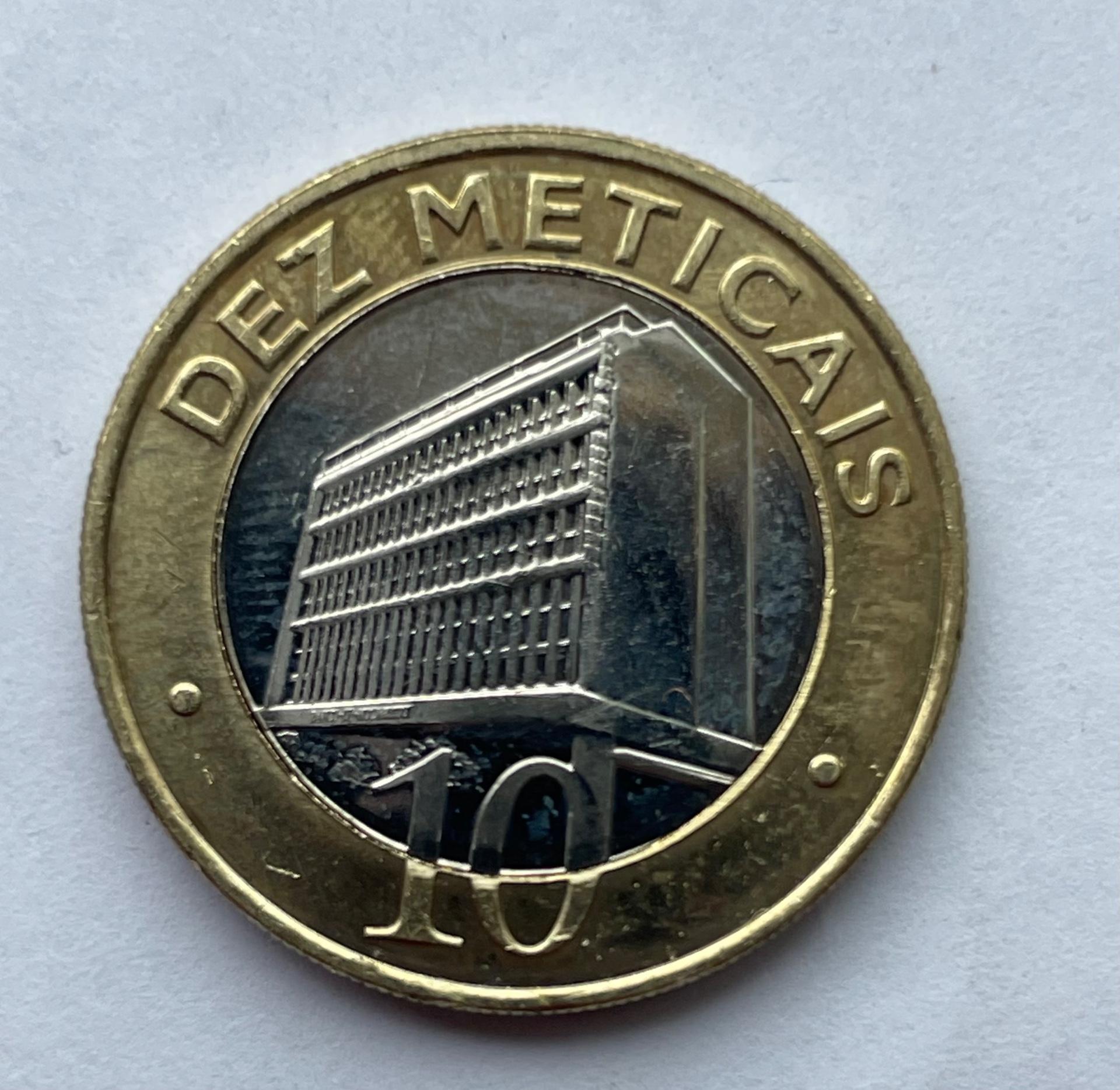 Mozambikas 10 M 2006