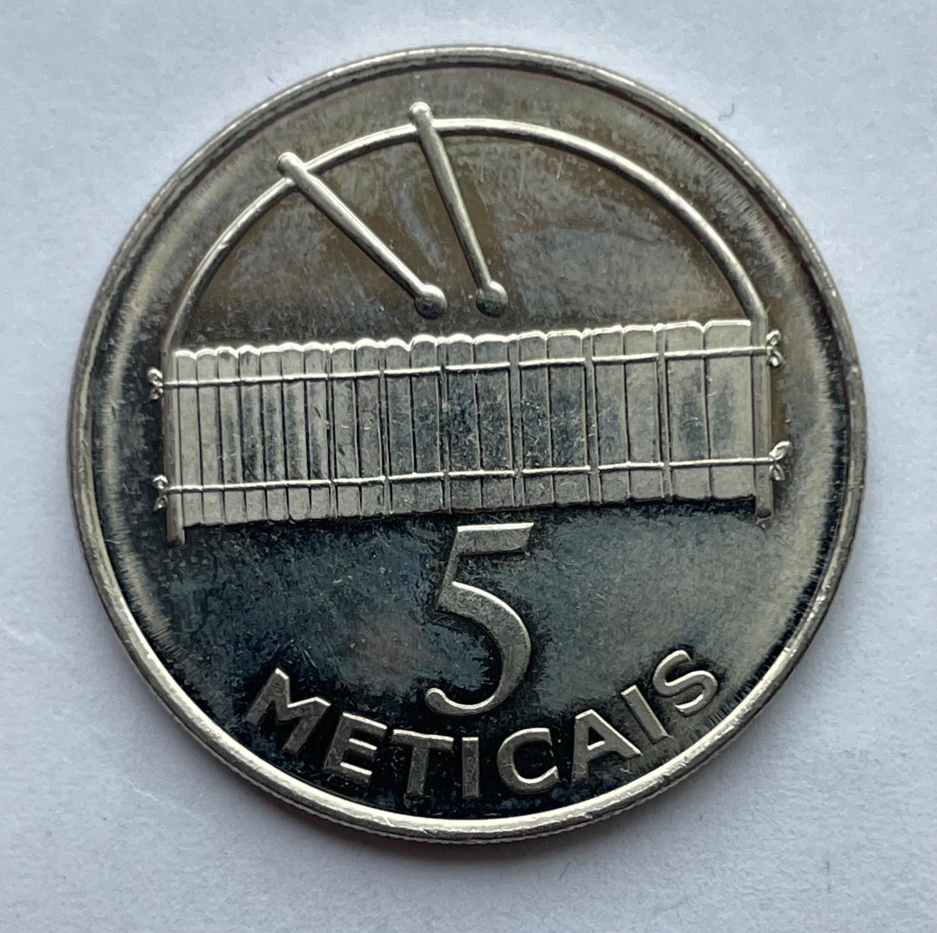 Mozambikas 5 M 2006