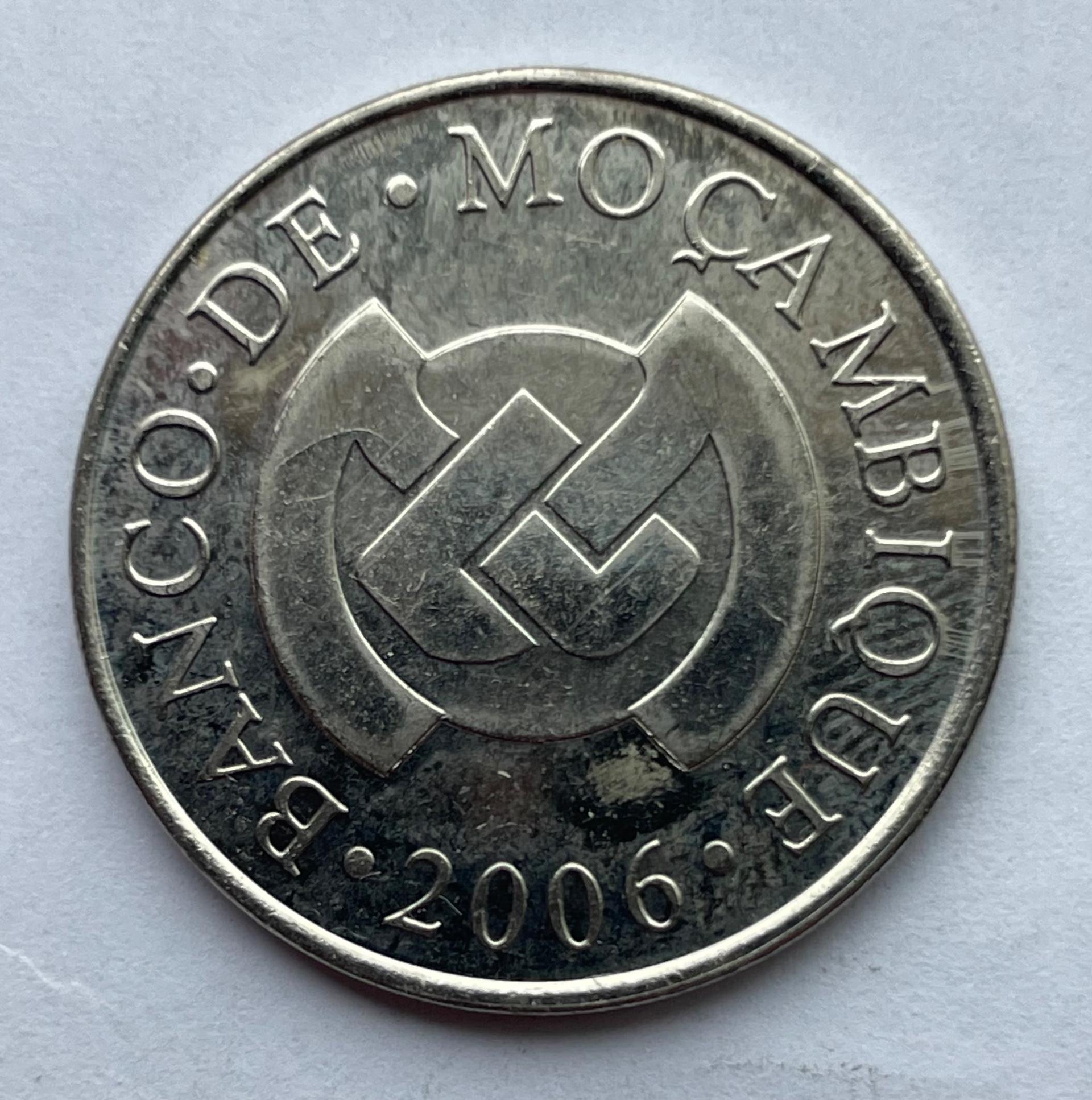 Mozambikas 5 M 2006