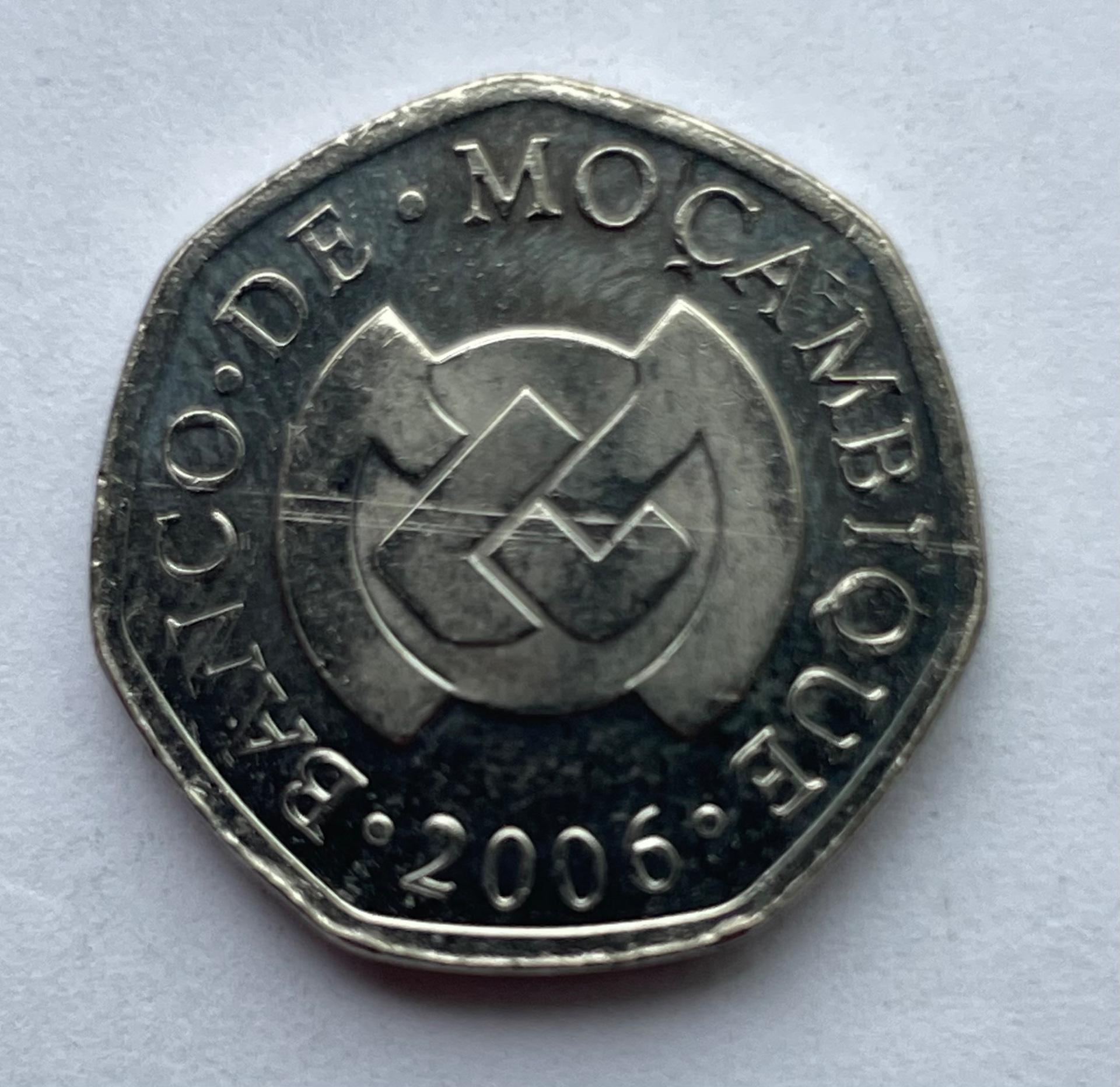 Mozambikas 1 M 2006