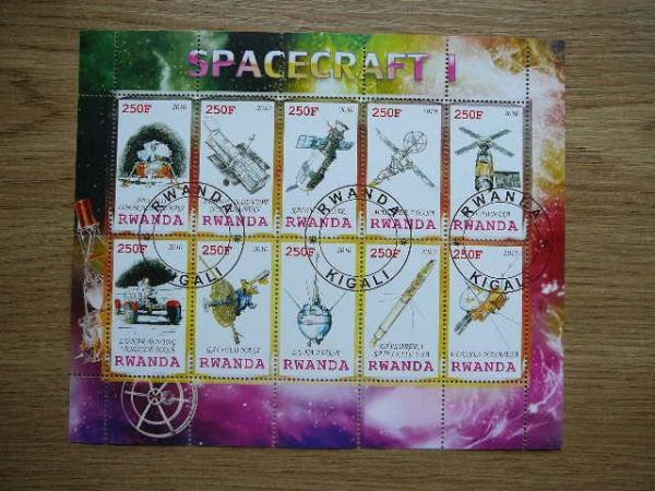 s831 Kosmosas Ruanda 2010 antsp. #