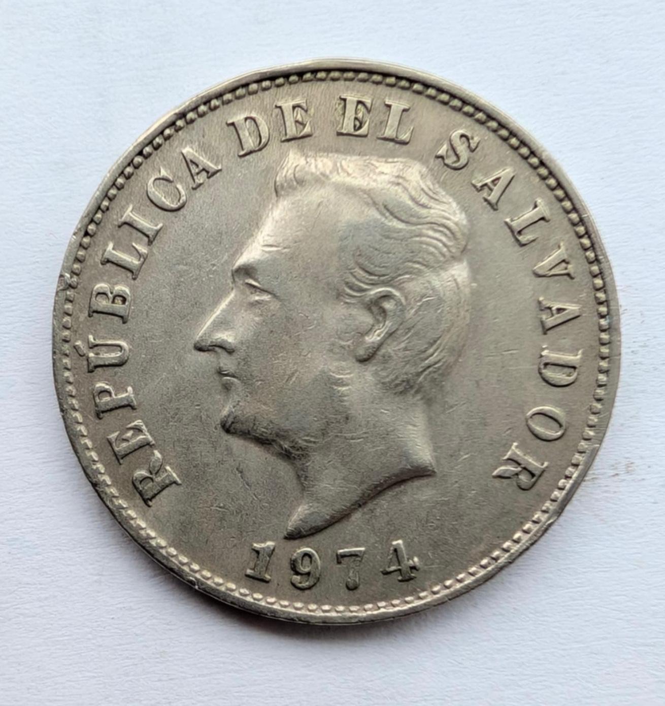 Salvadoras 5 c 1974