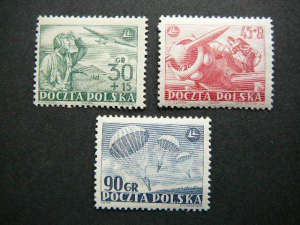 Lenkija 1952 Parasiutai Lektuvai MNH # 770