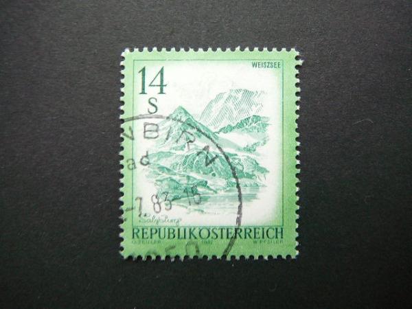 Austrija 1982 1696 Kalnai Ezeras antsp. #