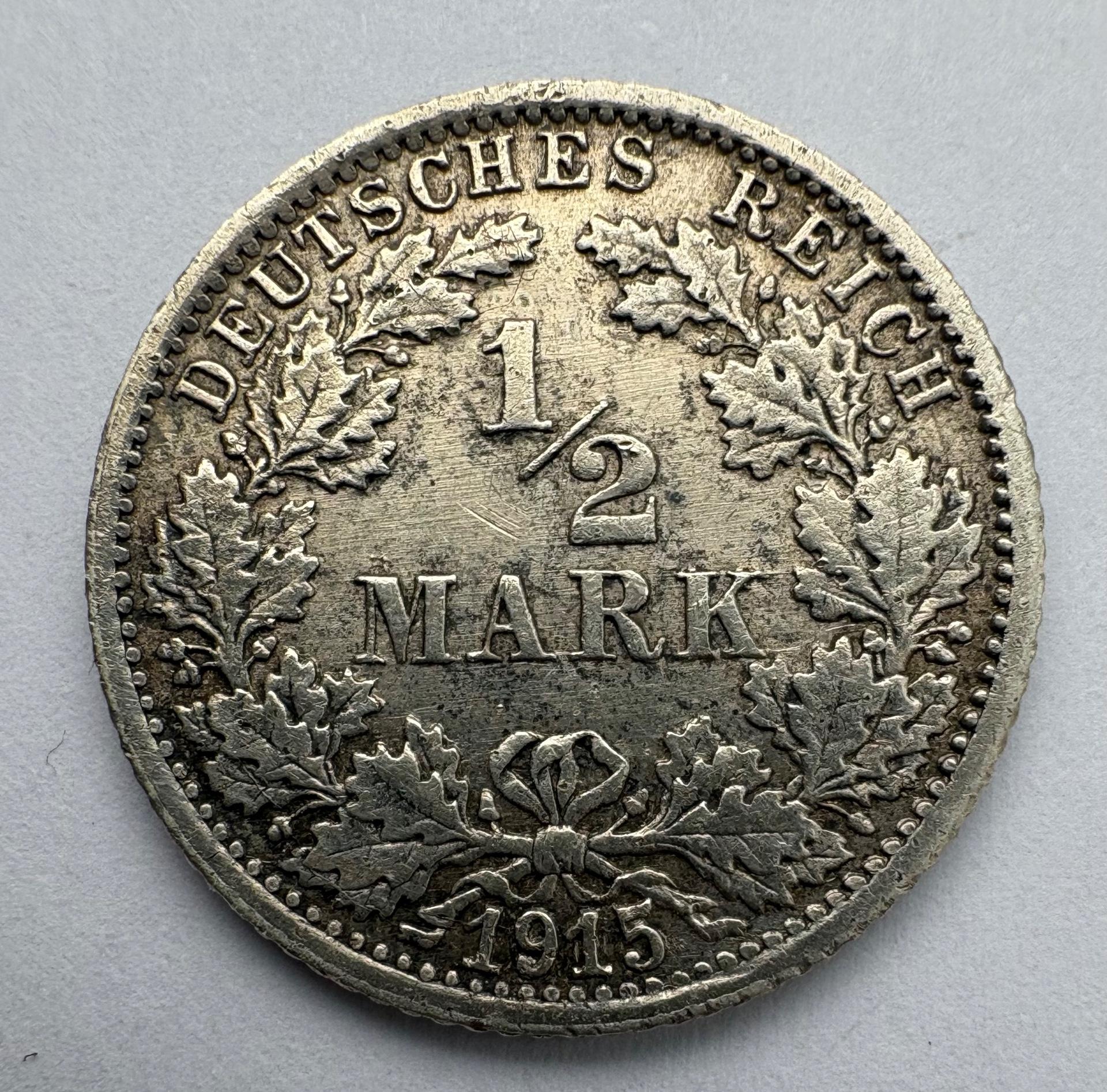 Vokietija 1/2 M 1915 F