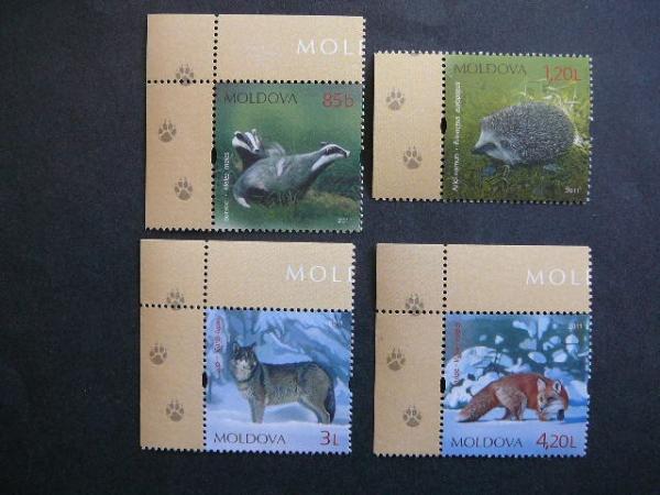 Moldavija 2011  Ezys Lape Vilkas MNH # 
