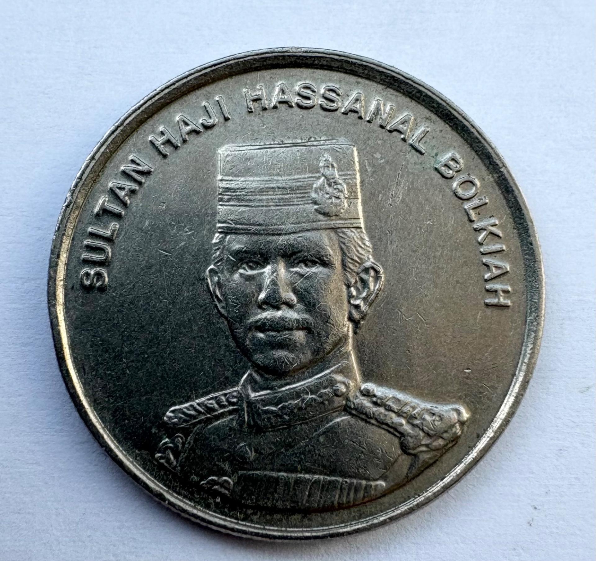 Brunėjus 10 sen 1994