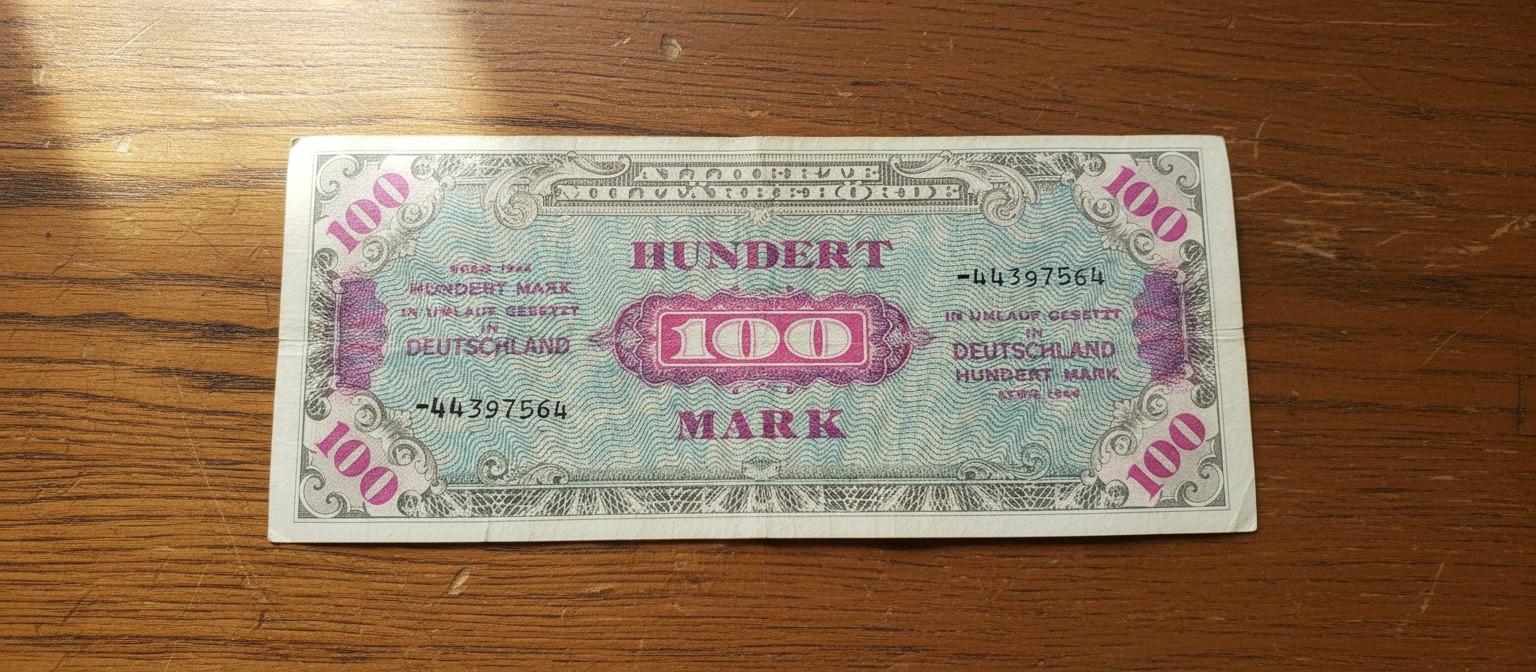 100 markių 1944 m.