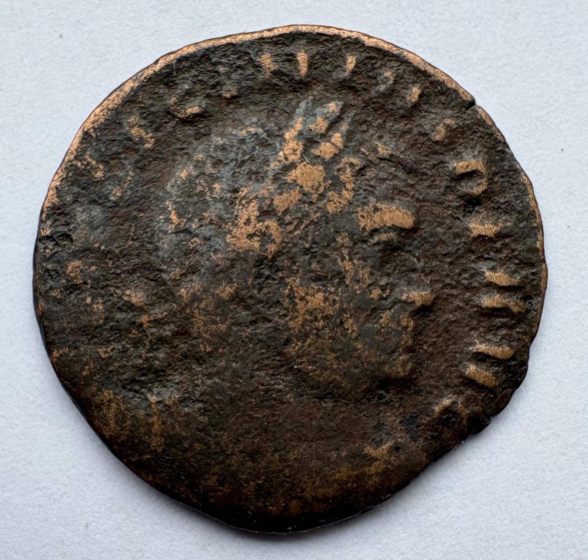 Roma Konstantinas I folis apie 315