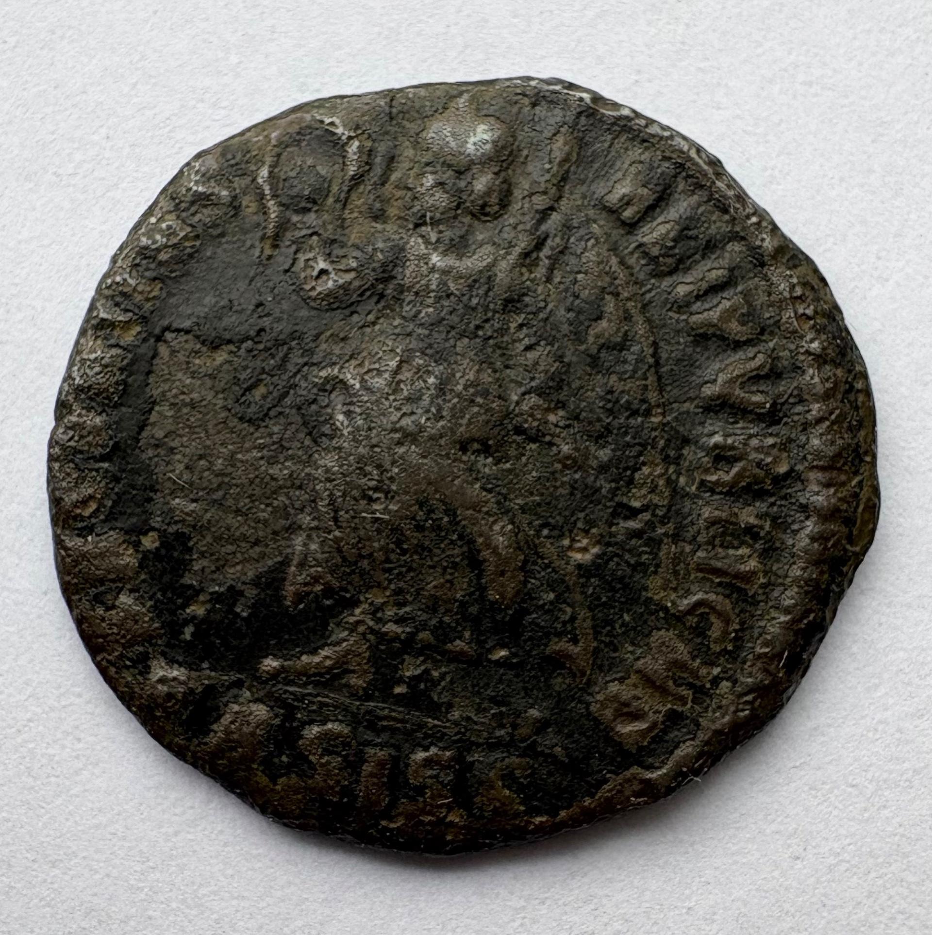 Roma folis 4a