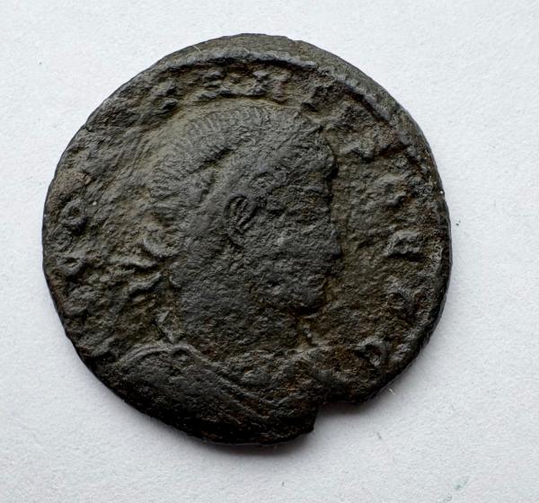 Roma folis 4a