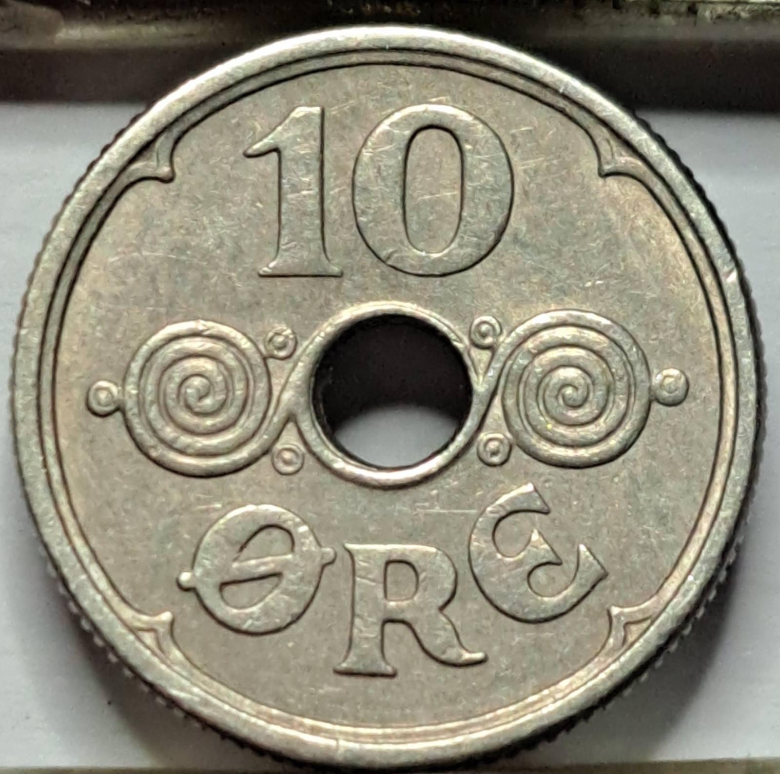 Danija 10 erių 1925 KM#822 (B33)