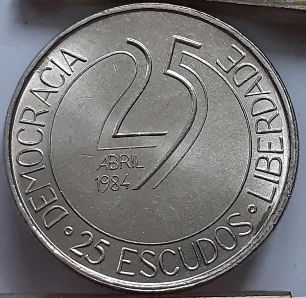 Kupčius aukcionas - Portugalija 25 Eskudai 1984 KM#623 Proginė (B58)