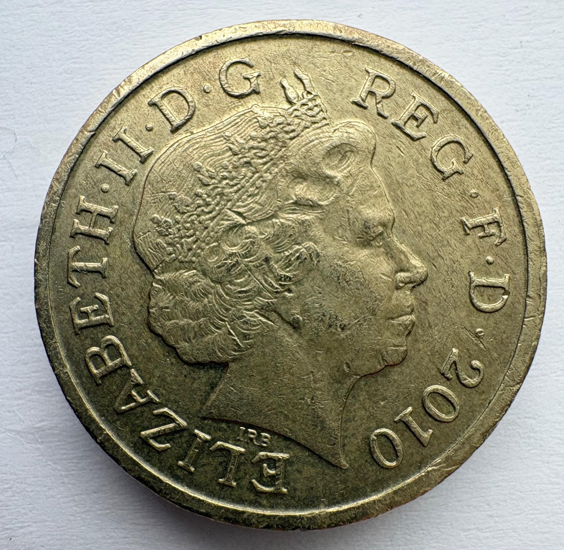 Didžioji Britanija 1 svaras 2010