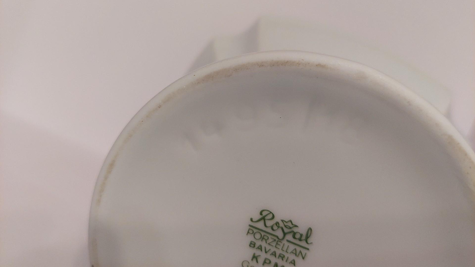 Royal KPM kolekcinė porcelianinė balta vaza ~ 18cm