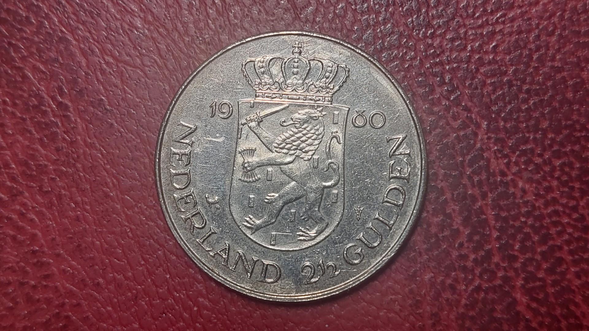 Nyderlandai 2½ guldeno, 1980 KM# 201 karūnacija