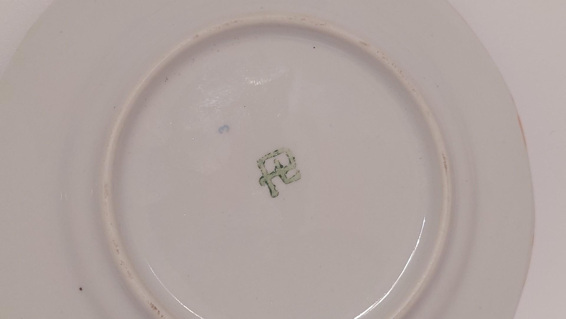 2 Riga porceliano lėkštės Rožės ~ 15,7cm