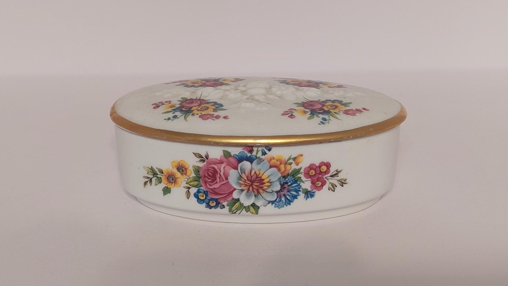 Gerold Bavaria porcelianė dežutė &quot;Gėlės&quot; ~ 11X7cm