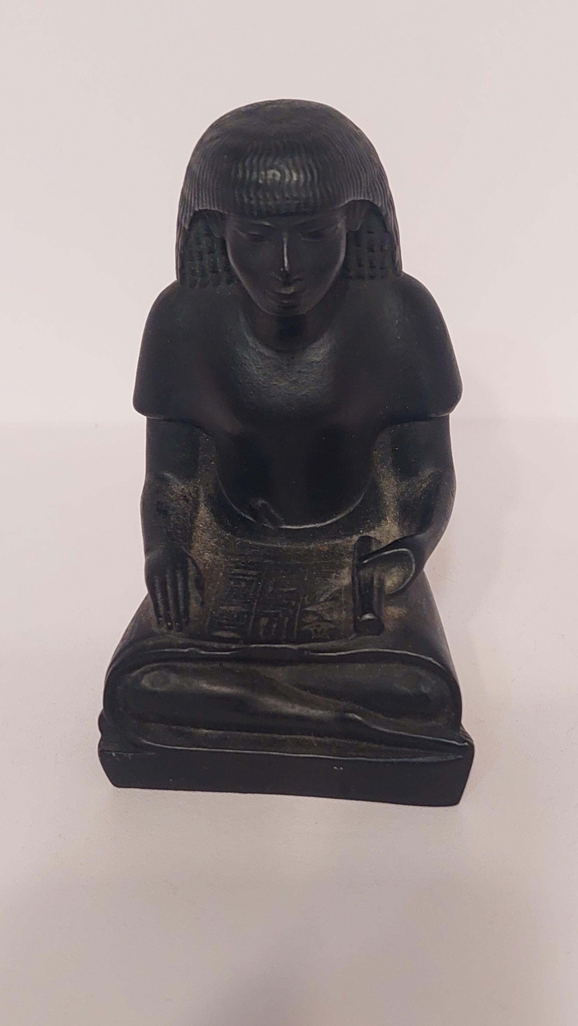 Oficiali Luvro muziejaus reprodukcija Egipto faraonas