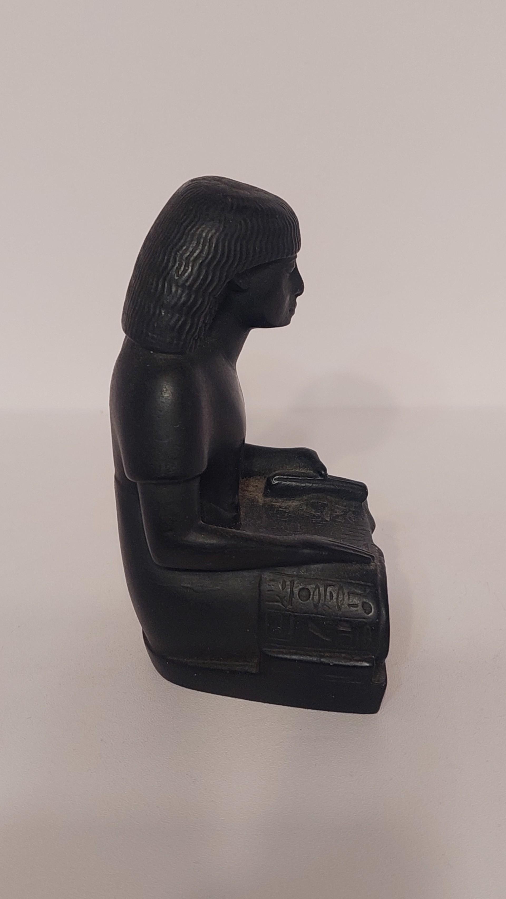 Oficiali Luvro muziejaus reprodukcija Egipto faraonas