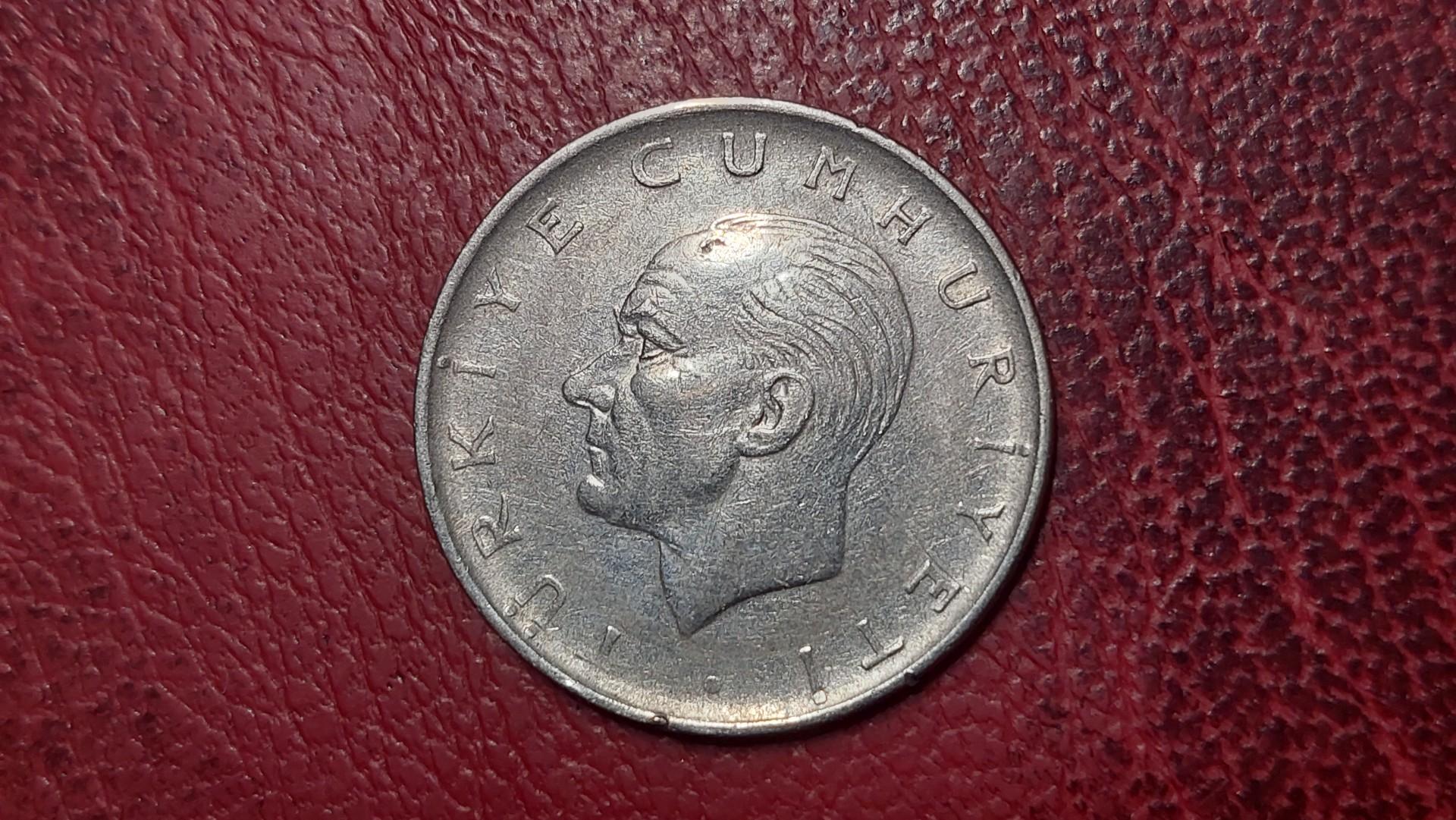 Turkija 1 lira, 1972 KM# 889a.2
