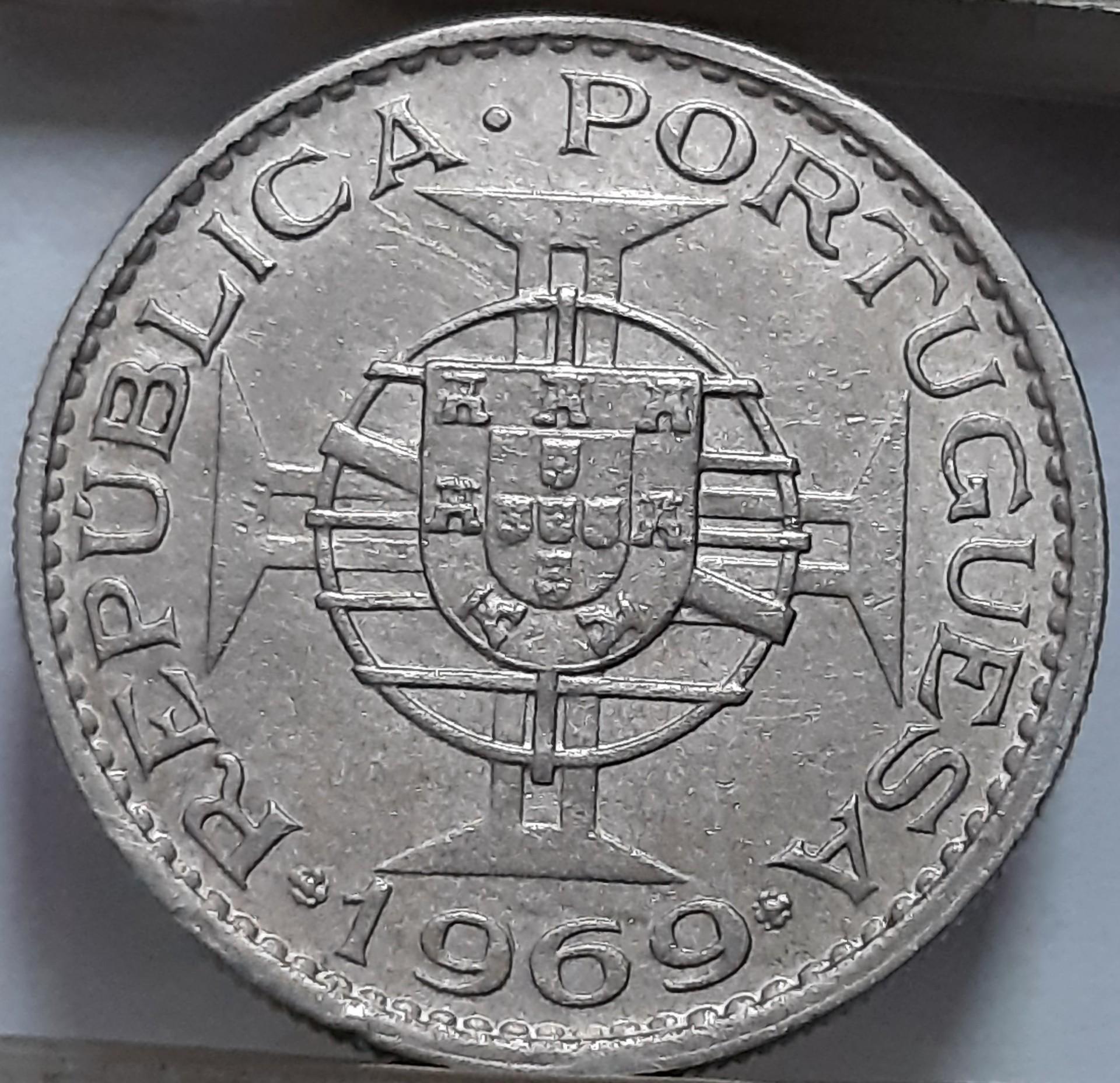 Angola 2,5 Eskudo 1969 KM#77 (6184)